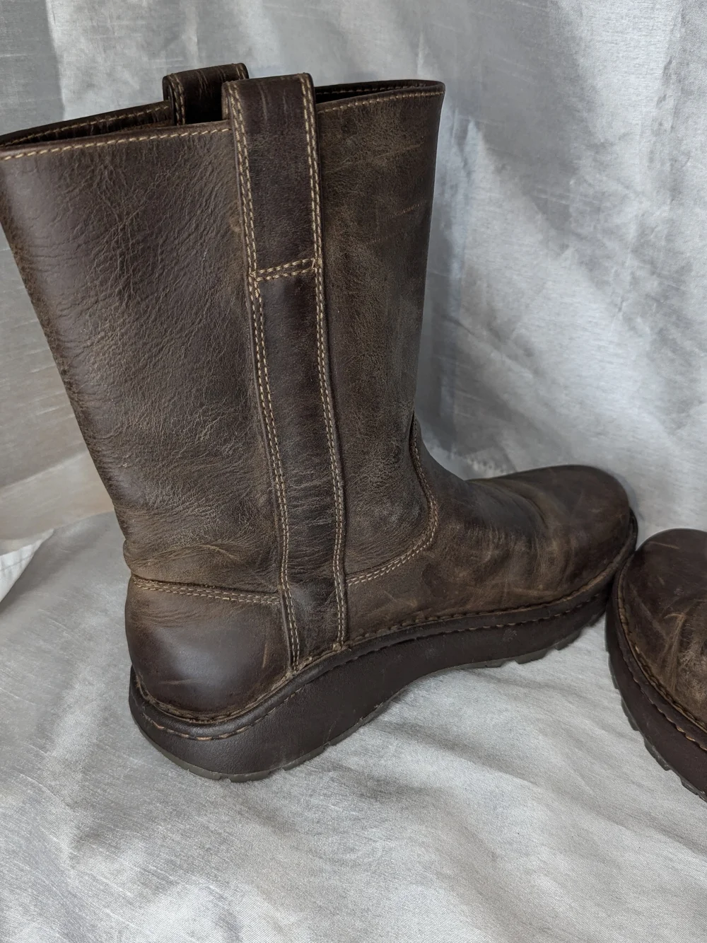 Chaco Men’s Brown Leather Pull-On Mid-Calf Work Boots Lug Sole Slip Resistant 9